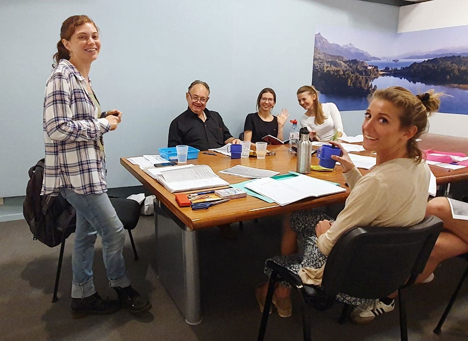 Clase grupal de inmersión en español en Vamos Spanish Academy en Buenos Aires