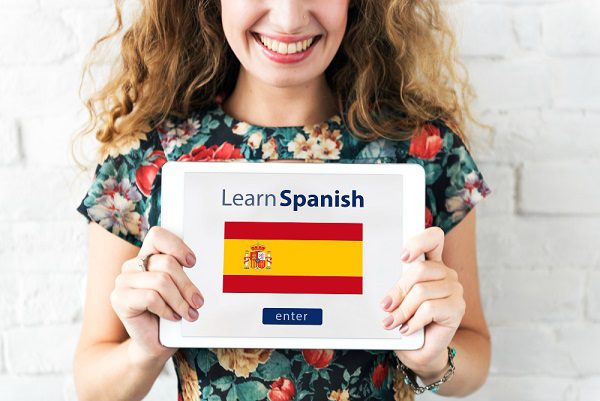 Tela de aula de espanhol online ao vivo com professor da Vamos Academy