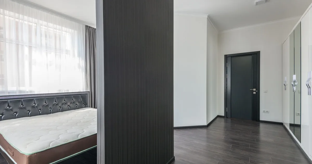 Comparing homestays, flats and residences for students in Malaga